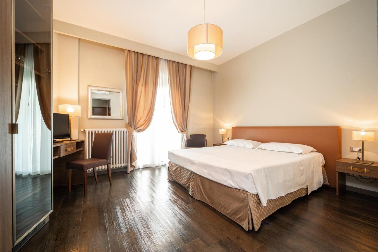 Hotel Ariston Molino Buja Abano Terme Quarto foto