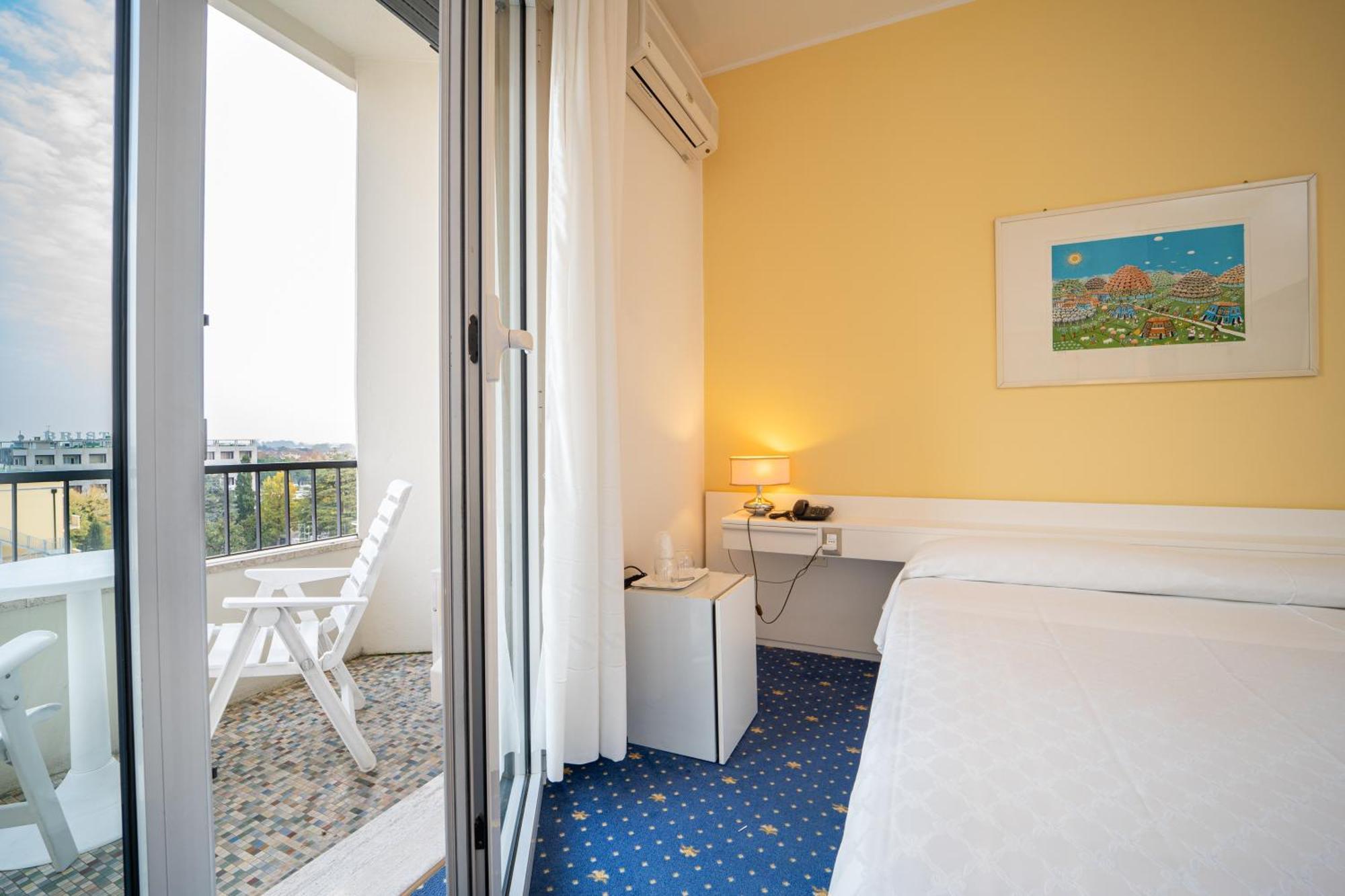 Hotel Ariston Molino Buja Abano Terme Quarto foto